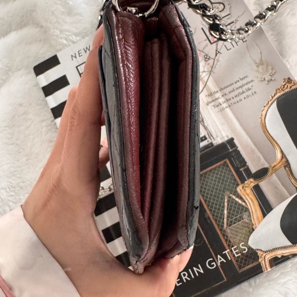 Authentic CHANEL Lambskin Matelasse wallet on chain crossbody bag - Picture 4 of 13